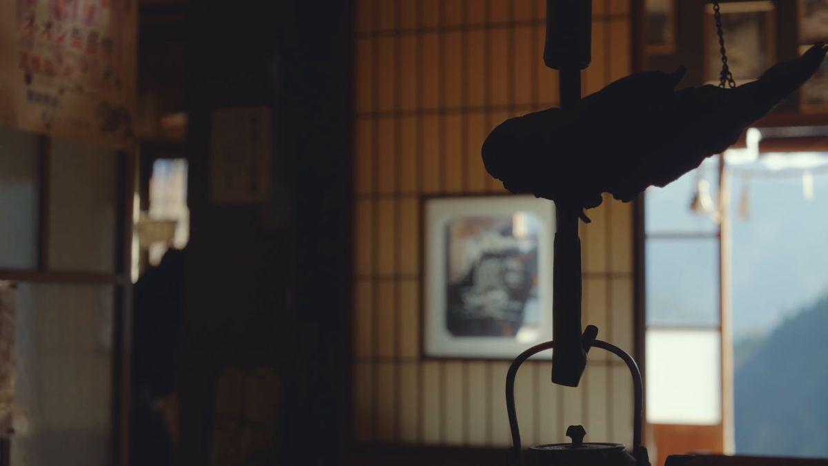 囲炉裏の上に下がる自在鉤