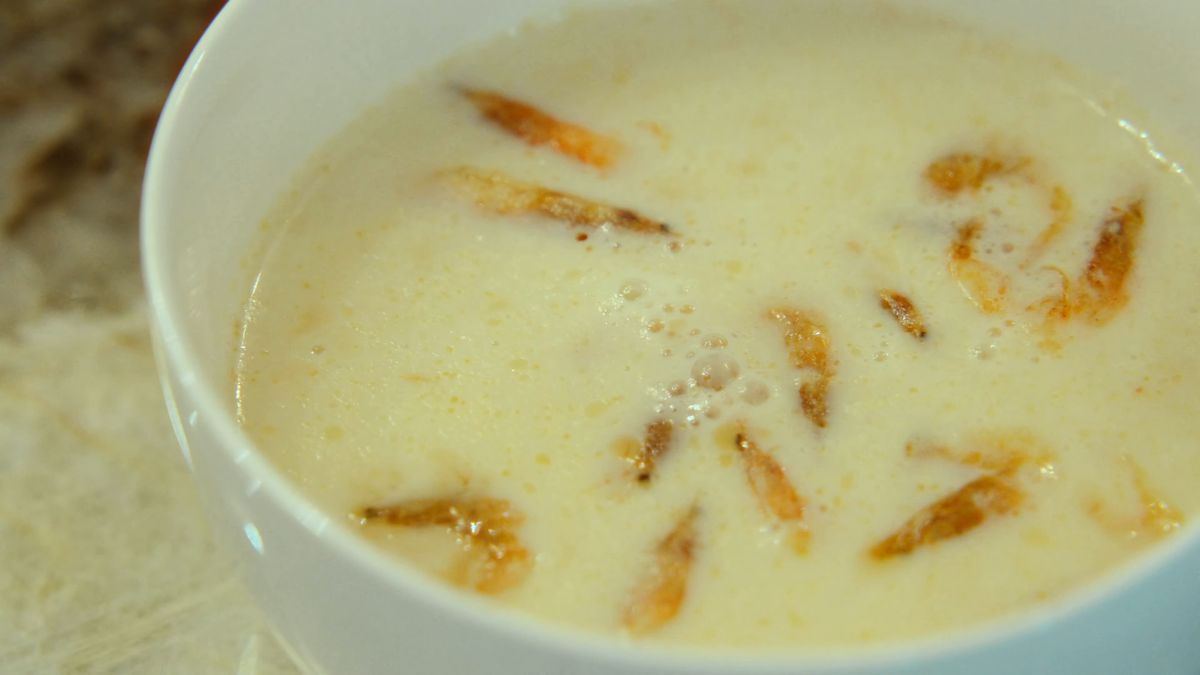 干しエビの浮かぶ鹹豆漿