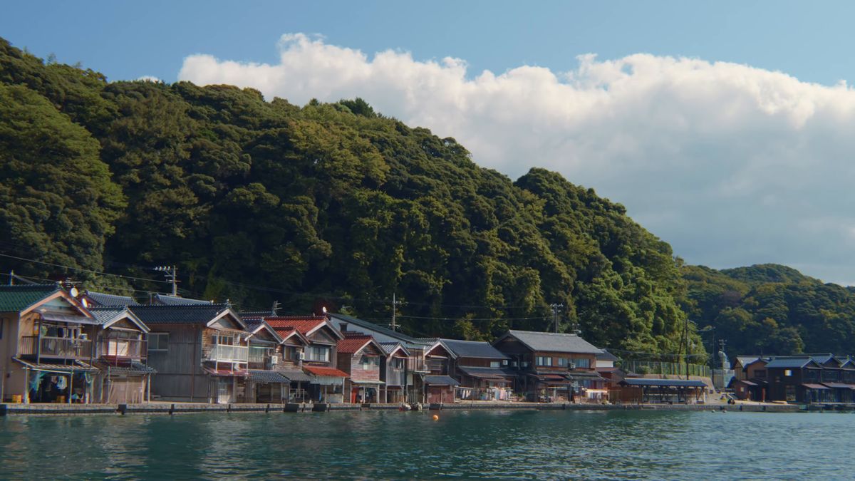 伊根浦の舟屋群