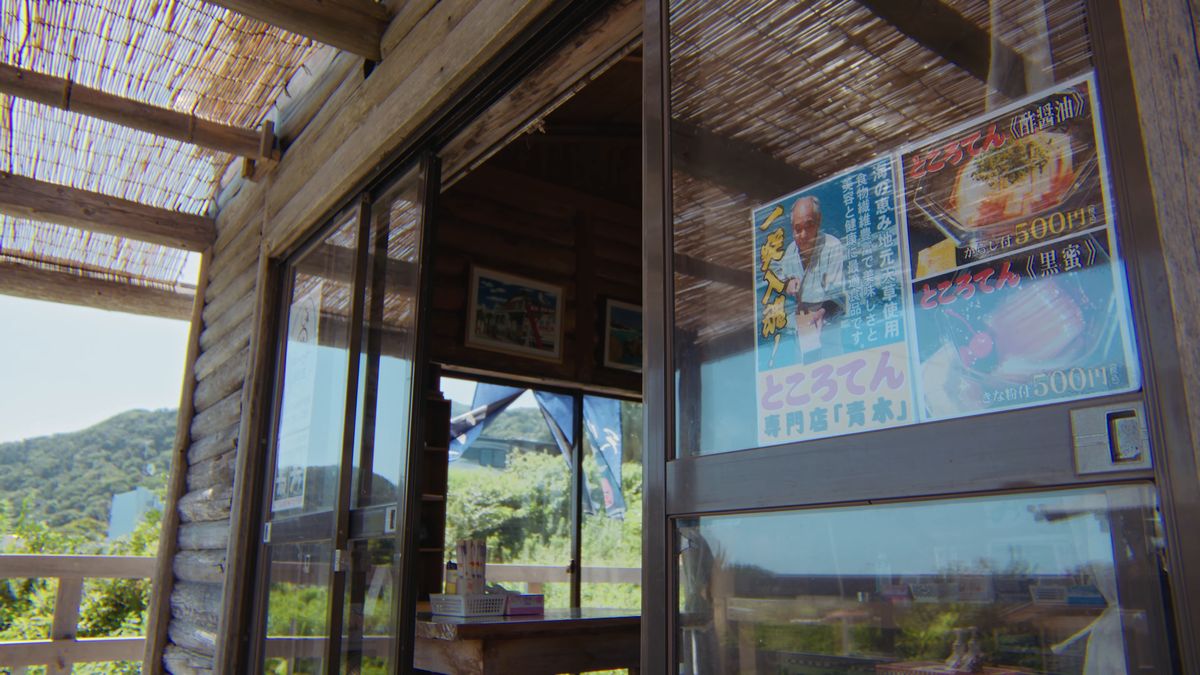 地元の天草を使うことを伝える店内のポスター