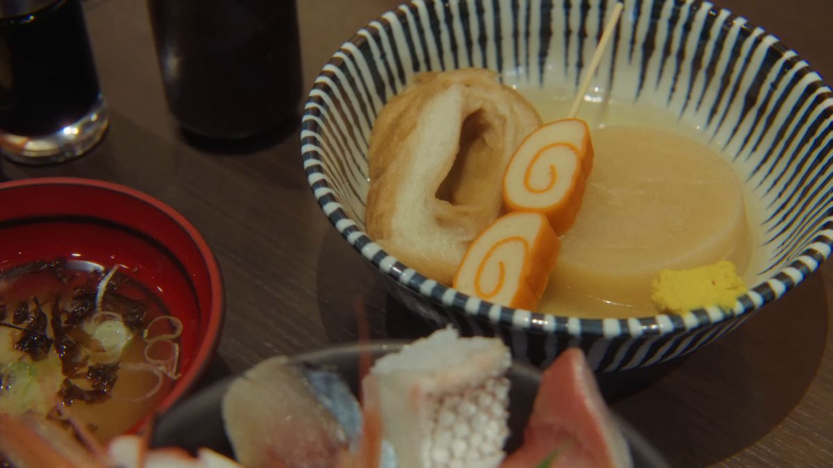 大根と車麩、赤巻の金沢おでん