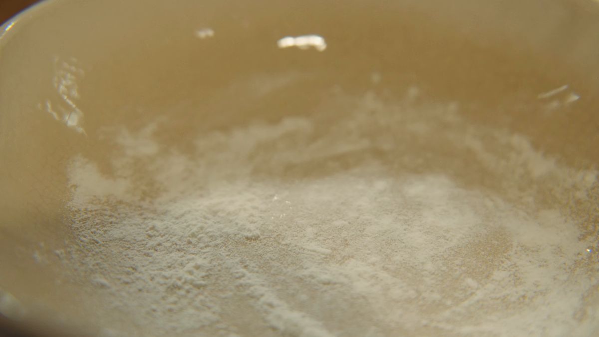 沸き立つ鍋の湯