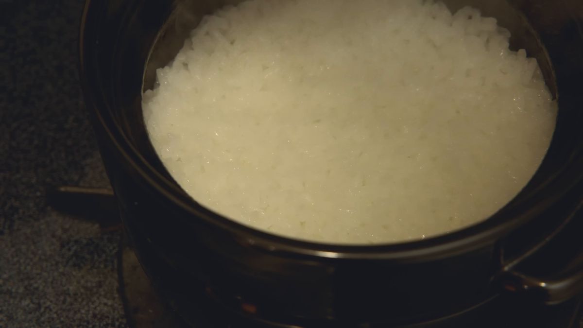 土鍋で炊きあがったご飯